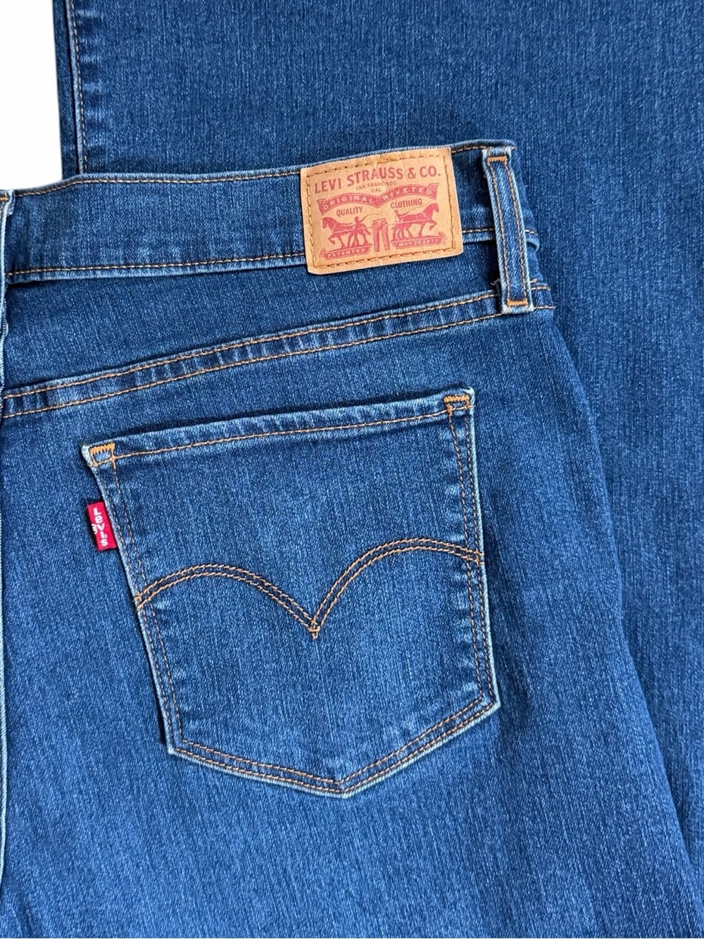 Levi's Women's 318 Shaping Wide Leg Jeans Size 32 - Picture 7 of 11